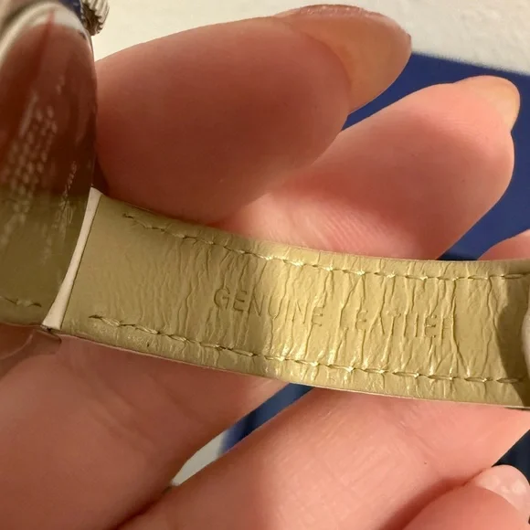 Swarovski Dreamy Leather Watch - Picture 6 of 17